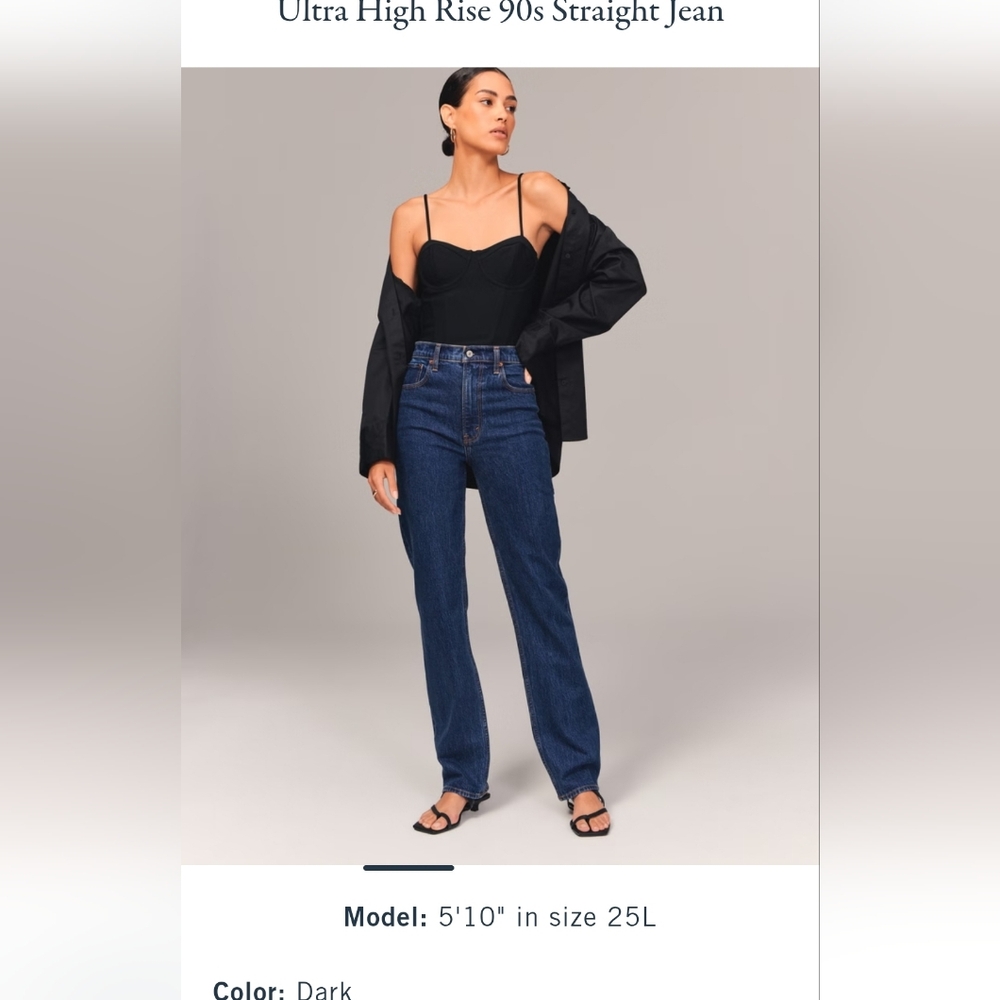 Abercrombie Curve Love Ultra High Rise 90s Straight Leg Jeans